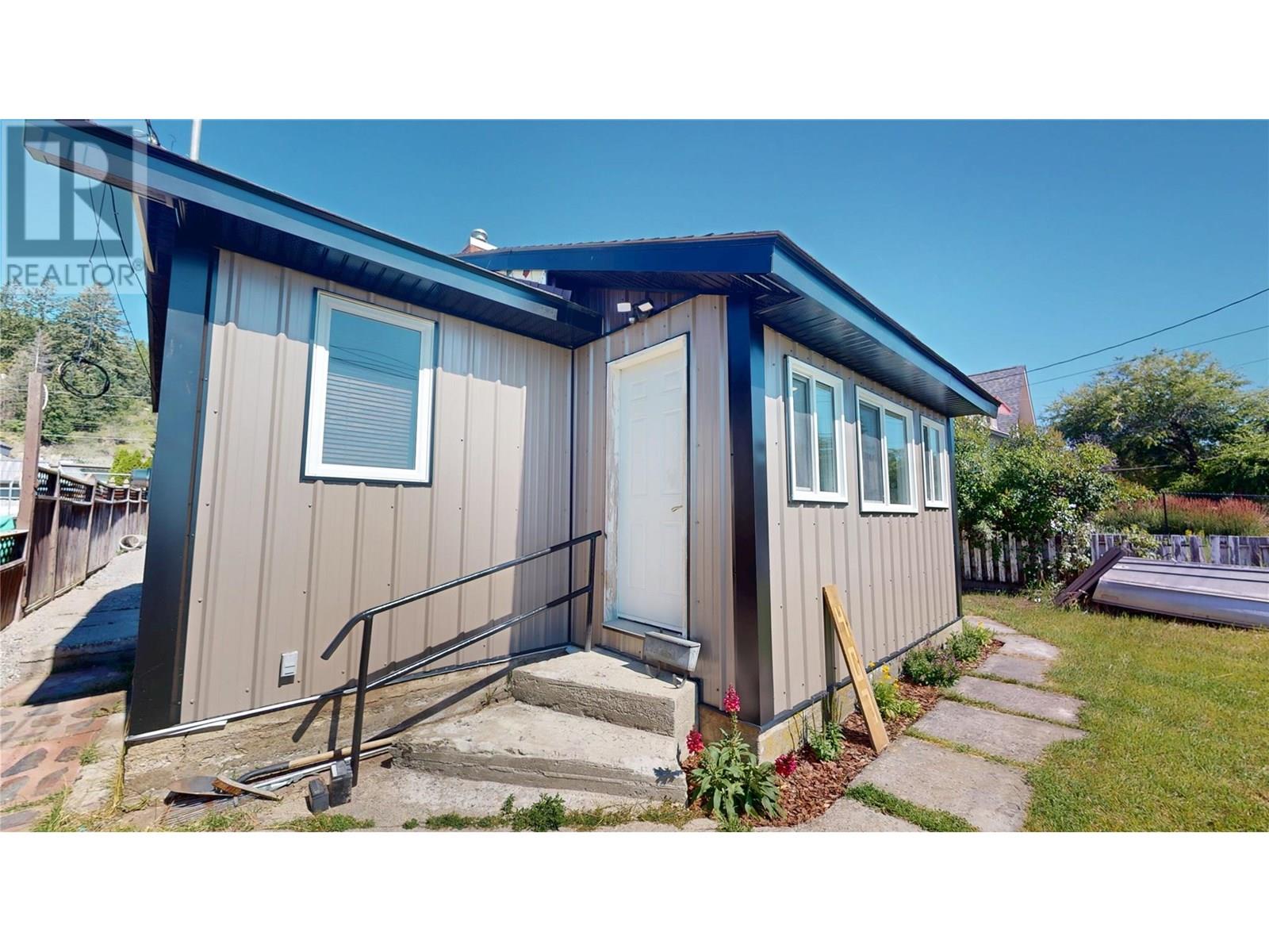 407 Fortier Street
