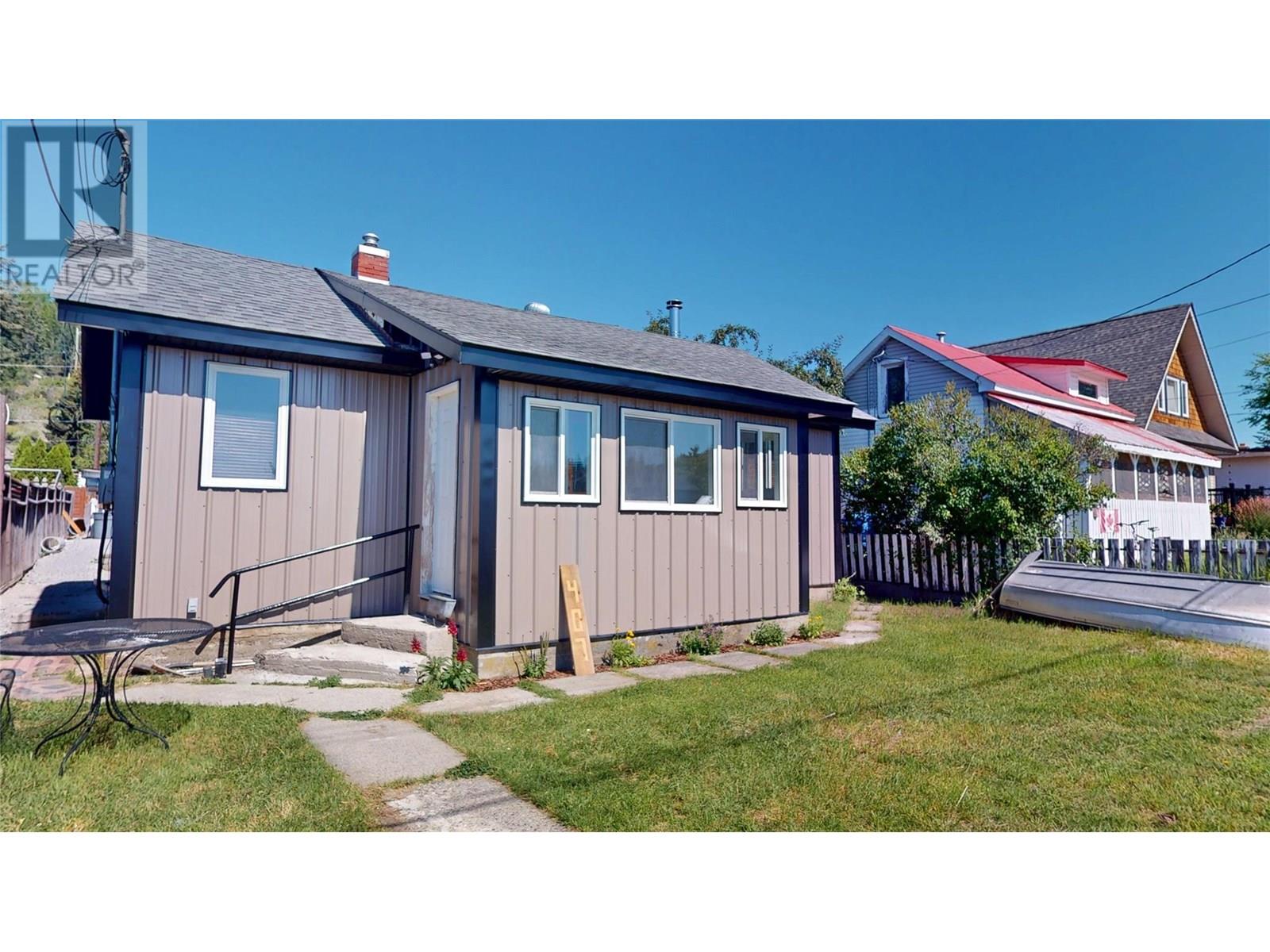 407 Fortier Street