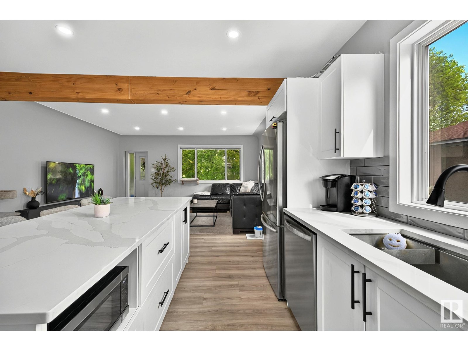 12714 126 ST NW