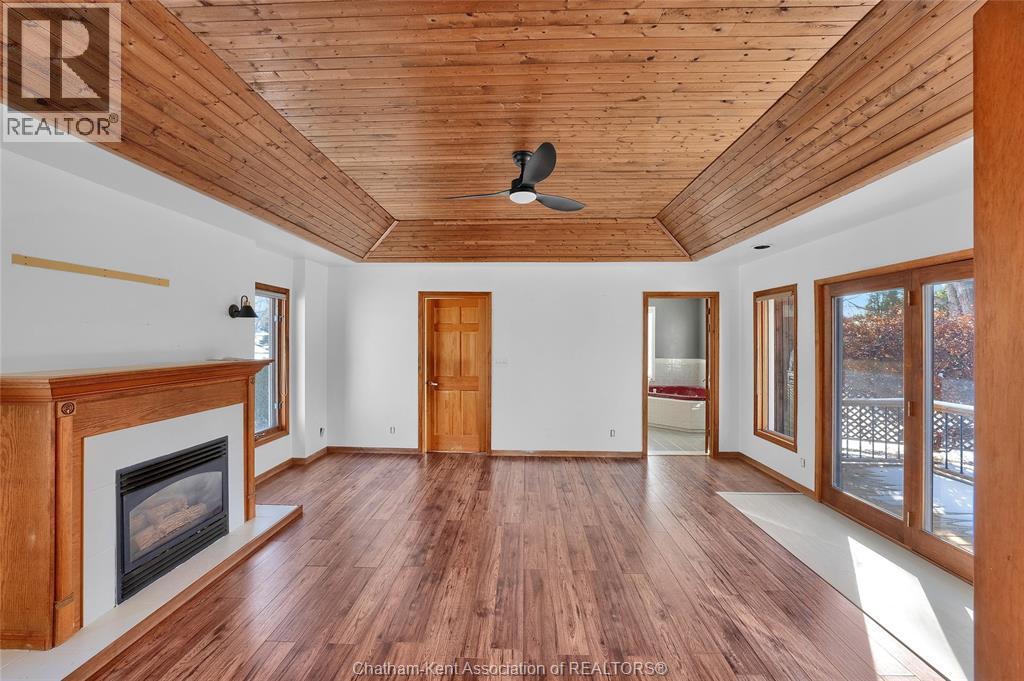 234 Wellington STREET