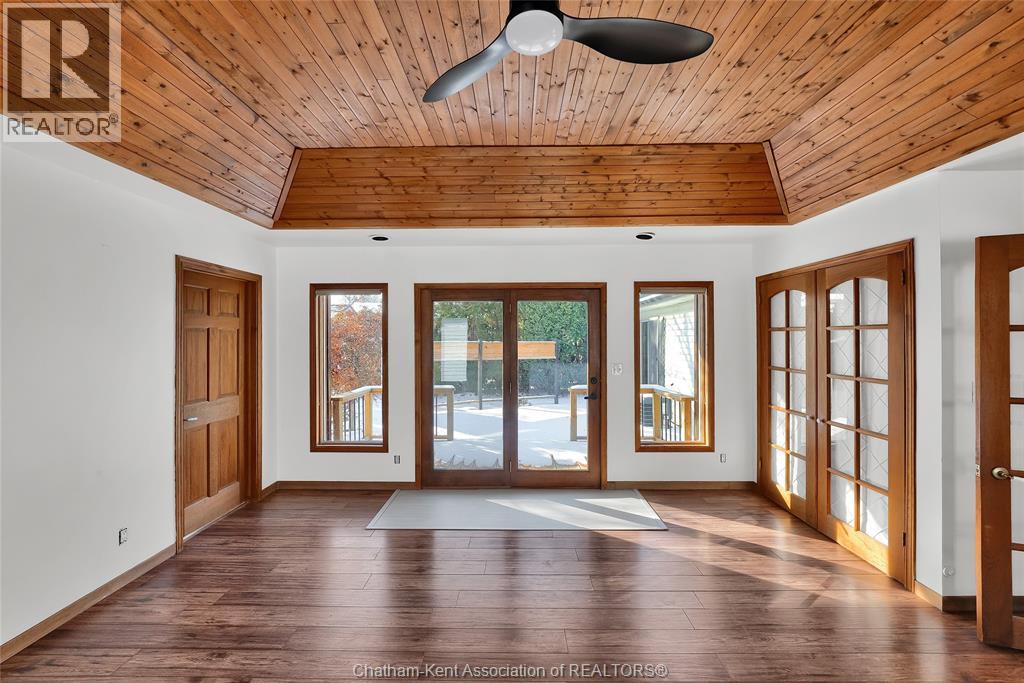 234 Wellington STREET