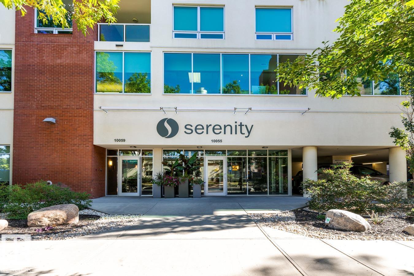 #607 10055 118 ST NW