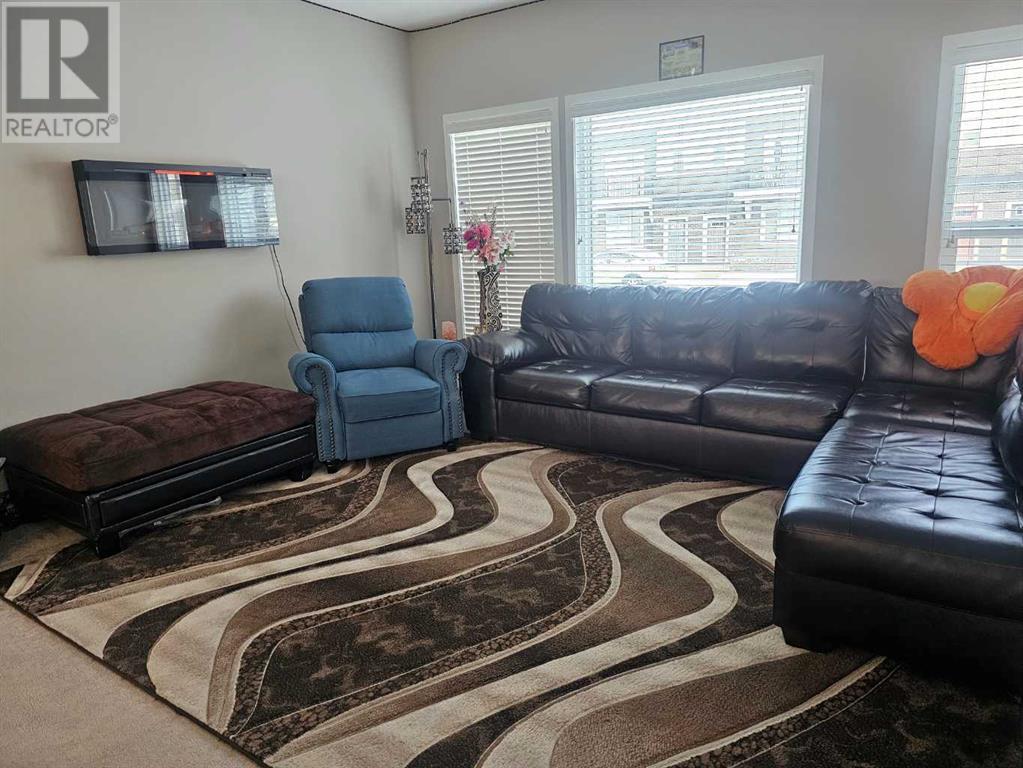 25 Cornerstone Manor NE