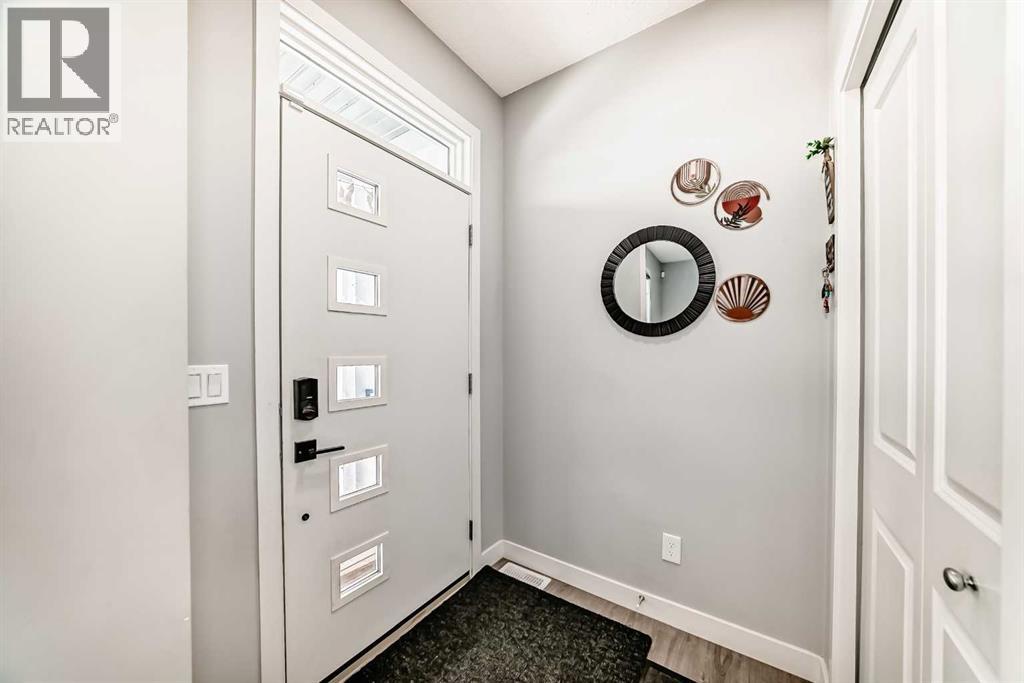 33 Savanna Manor NE