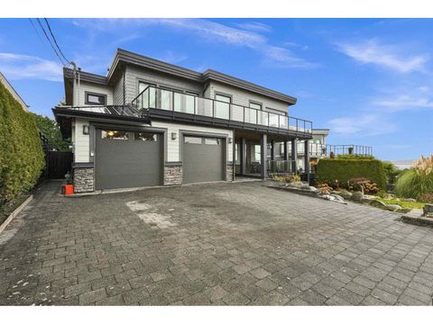 1040 LEE STREET White Rock BC V4B4P1