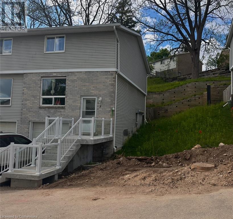648 DOON VILLAGE Road Unit# 9