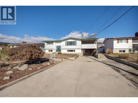 2442 Butt Road West Kelowna BC V4T1N7