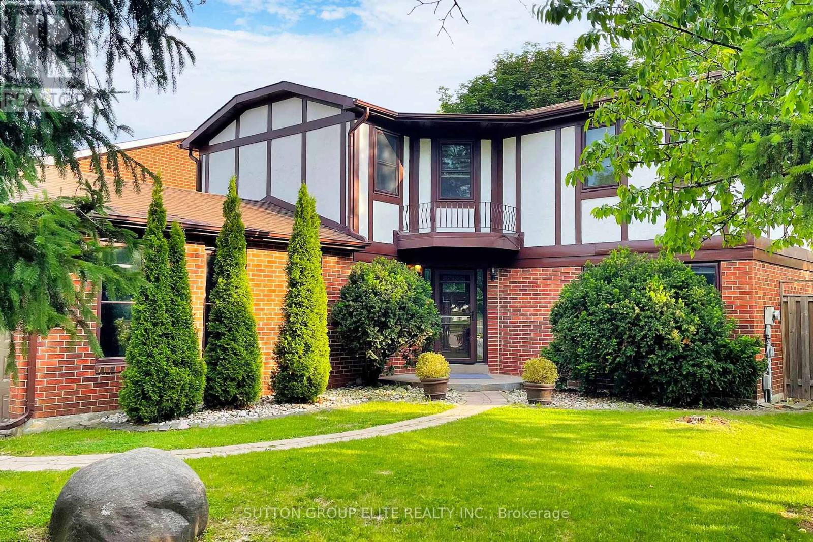 4280 FIELDGATE DRIVE