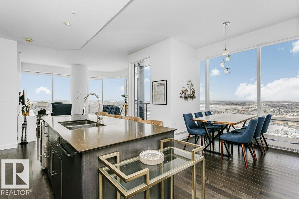 #4401 10360 102 ST NW