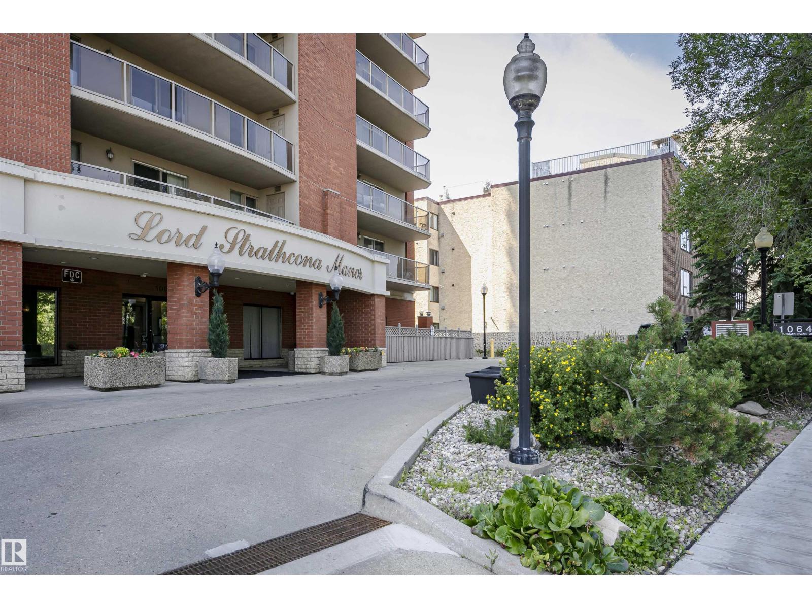 #1701 10649 SASKATCHEWAN DR NW