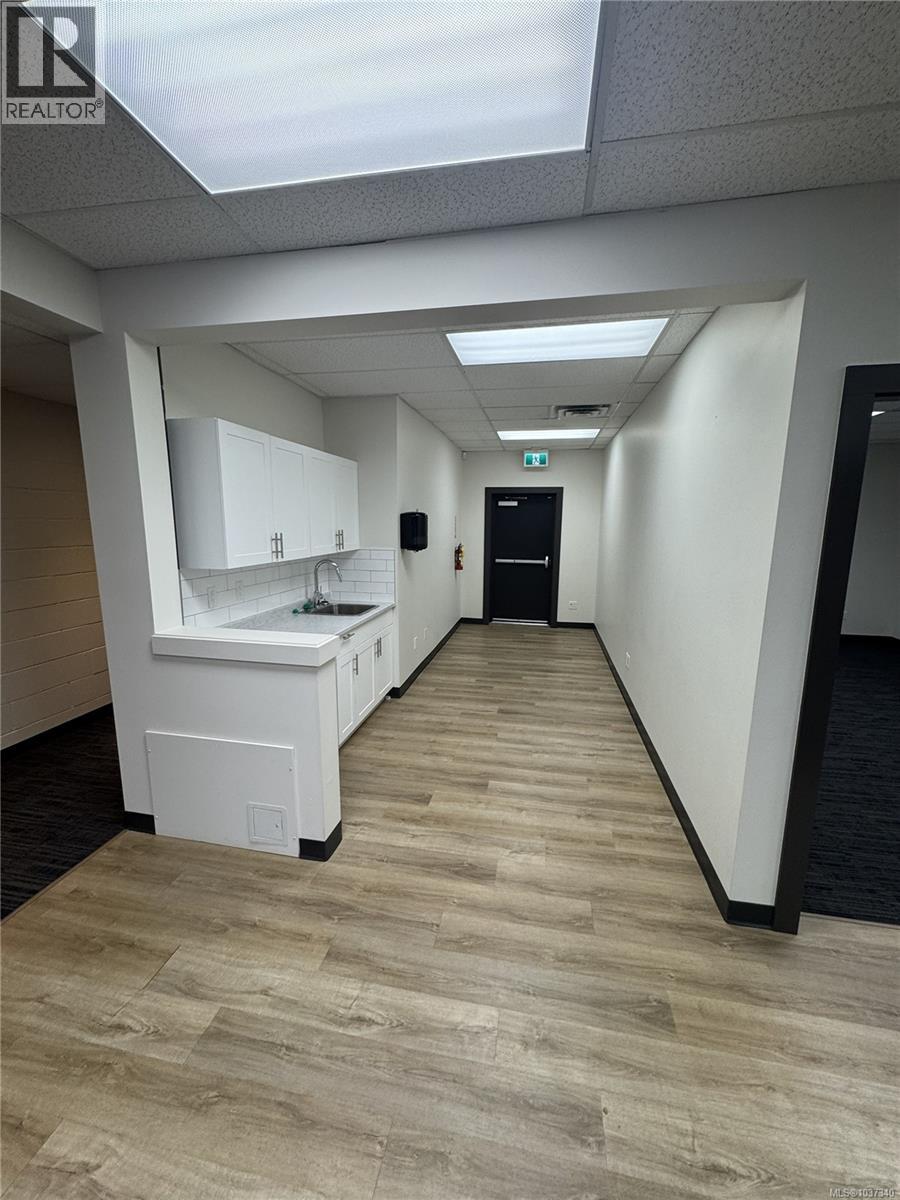 C 870 13th Ave