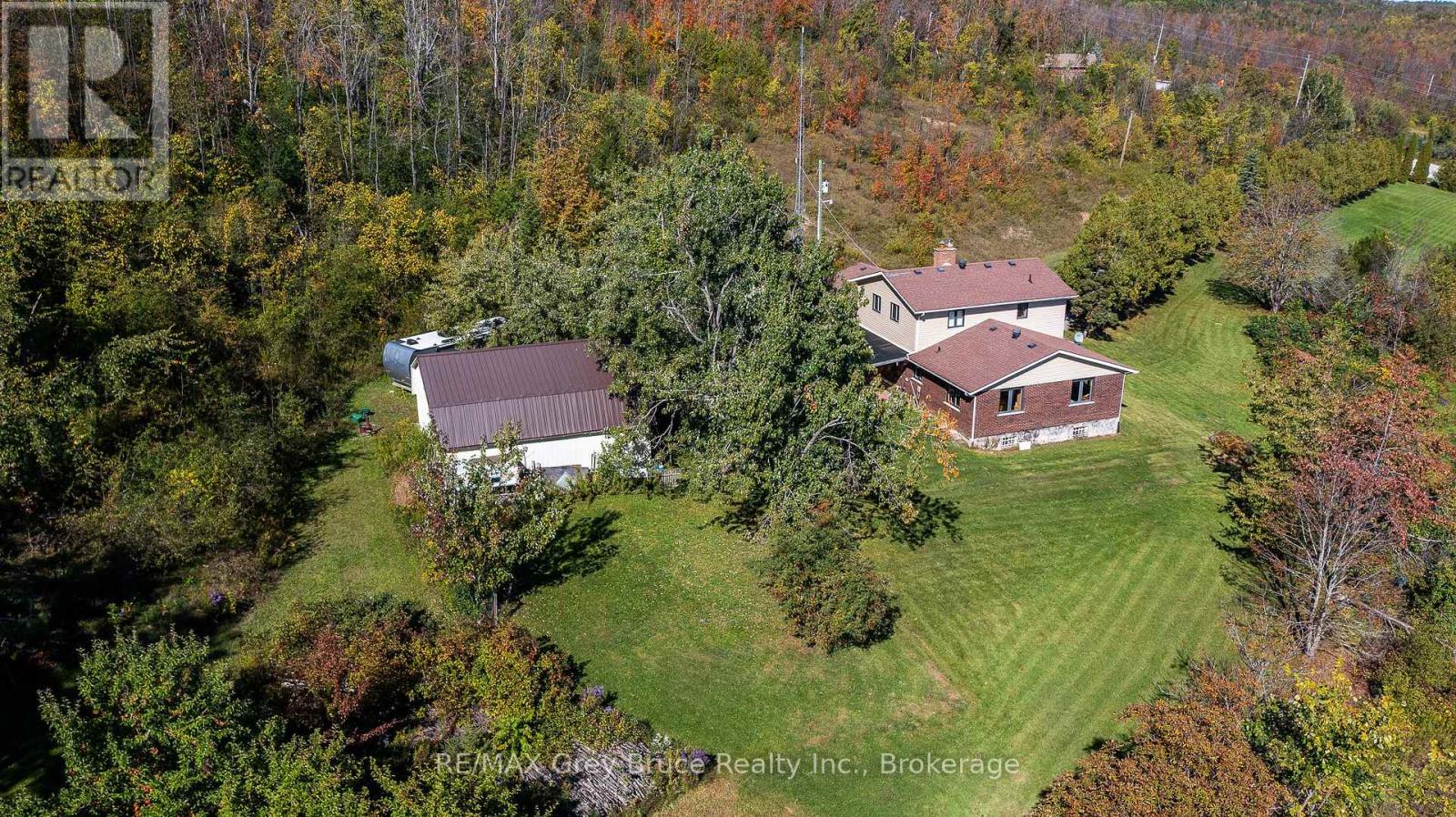 138558 GREY ROAD 112