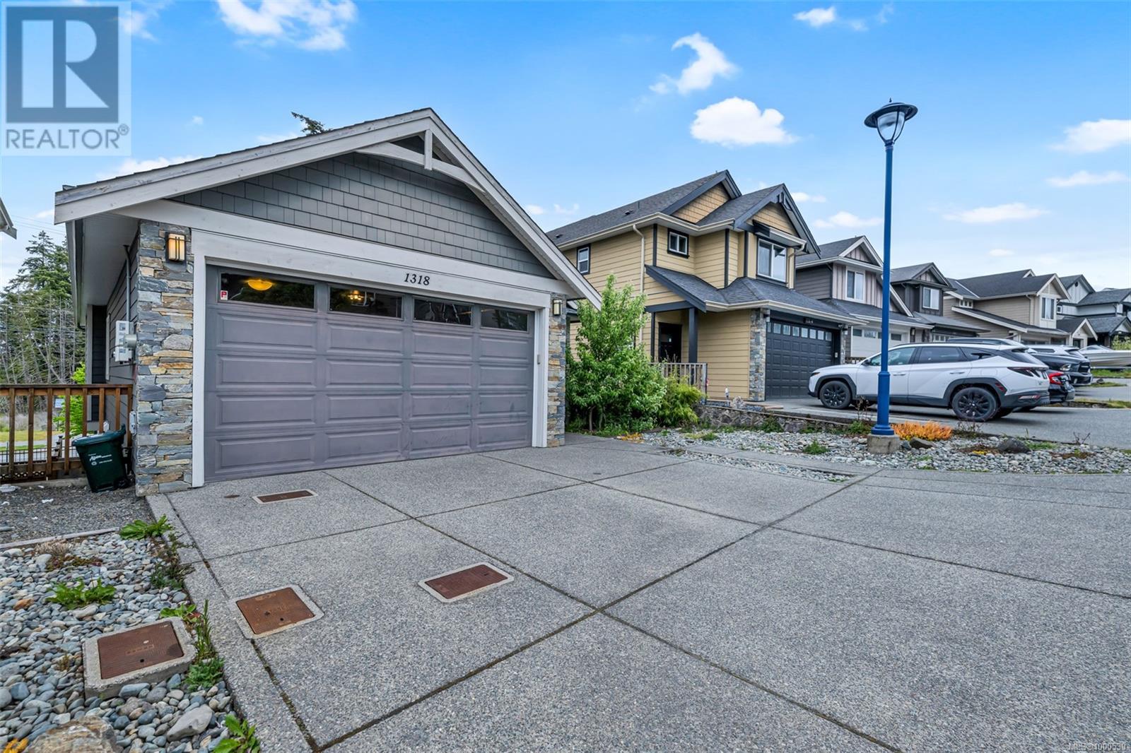 1318 Bombardier Cres