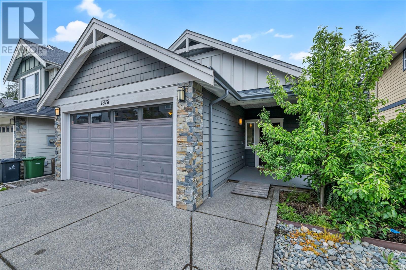 1318 Bombardier Cres