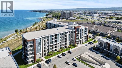 101 SHOREVIEW Place Unit# 301 Stoney Creek ON L8E0K2