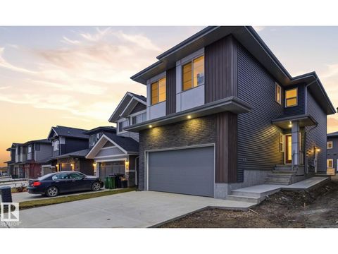 2532 210 ST NW Edmonton AB T6M2M7