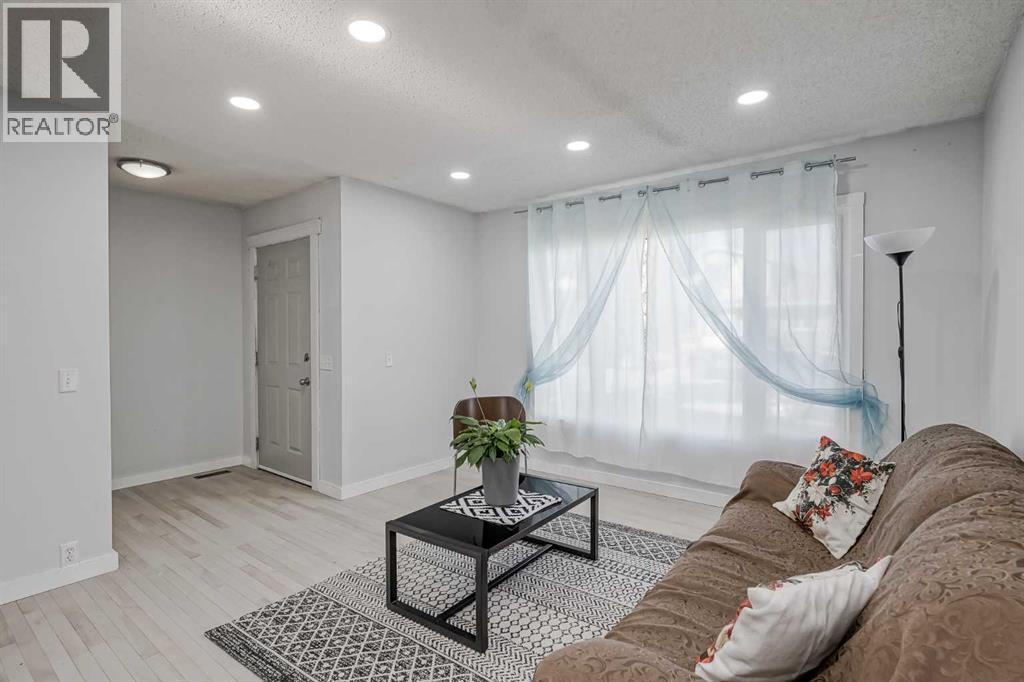 72 Strathcona Crescent