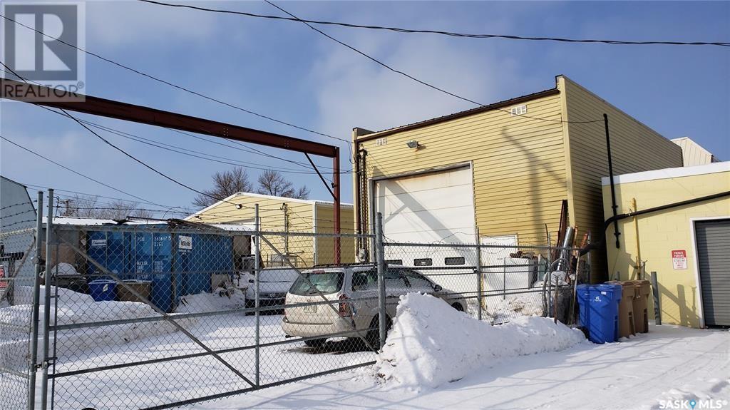 949 WINNIPEG STREET
