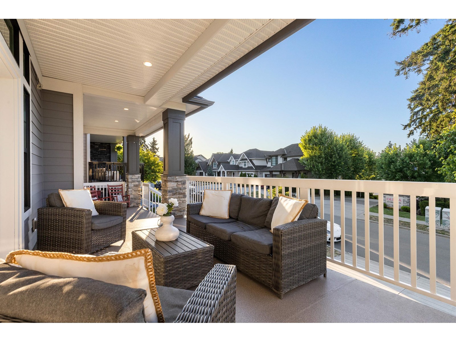 15708 MOUNTAIN VIEW DRIVE
