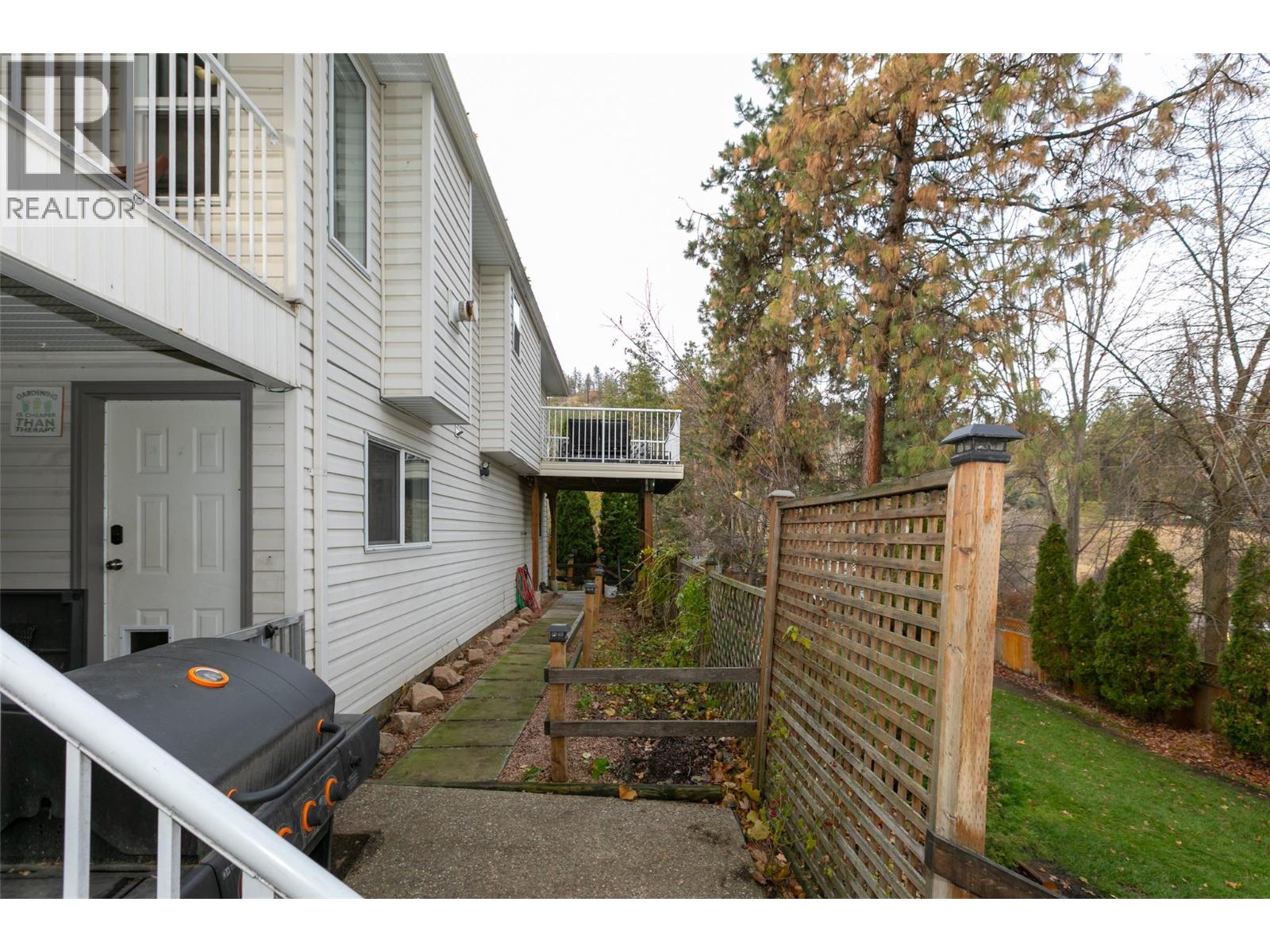 2745 Northview Place