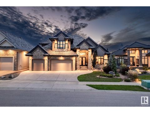 2767 Wheaton DR NW Edmonton AB T6W2M5