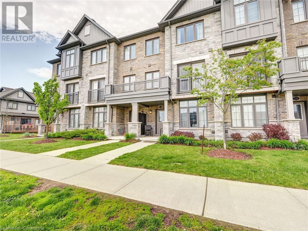224 THOMAS SLEE Drive