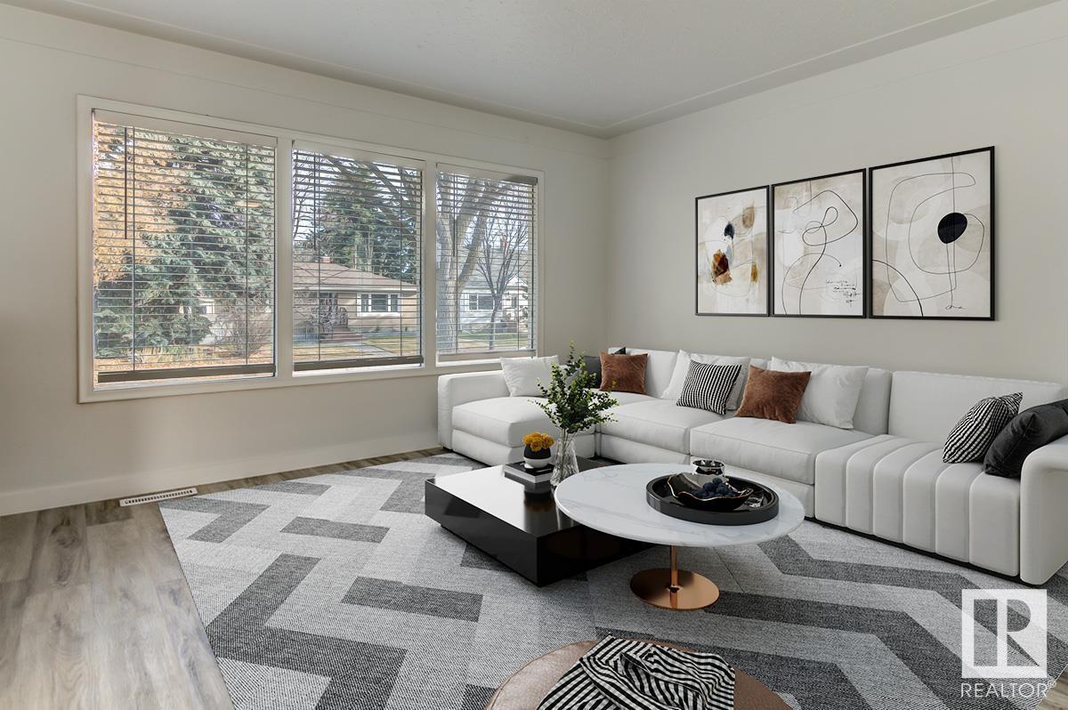 11828 135 ST NW