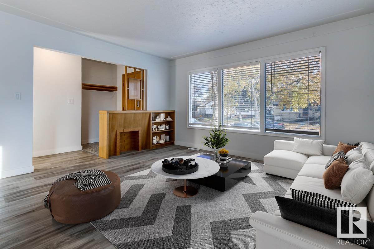 11828 135 ST NW