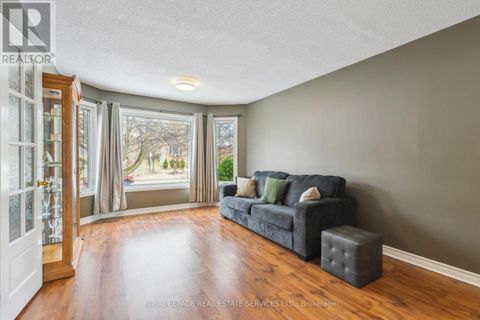 19 ENGEL CRESCENT Barrie (Letitia Heights) ON L4N6K5