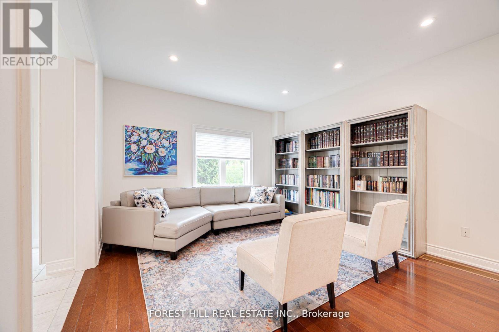 473 APPLE BLOSSOM DRIVE