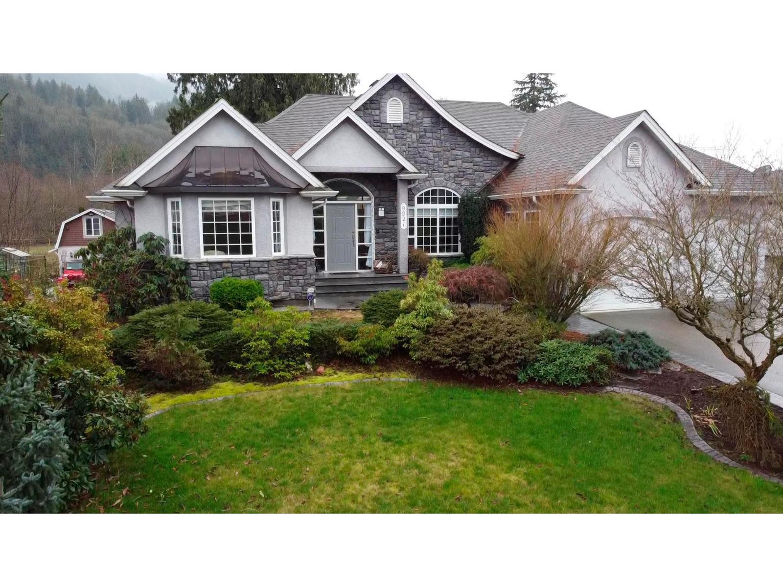 9921 PARKWOOD DRIVE|Rosedale