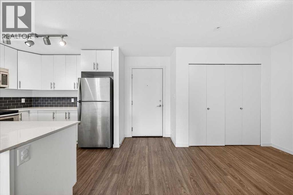 2308, 181 Skyview Ranch Manor NE