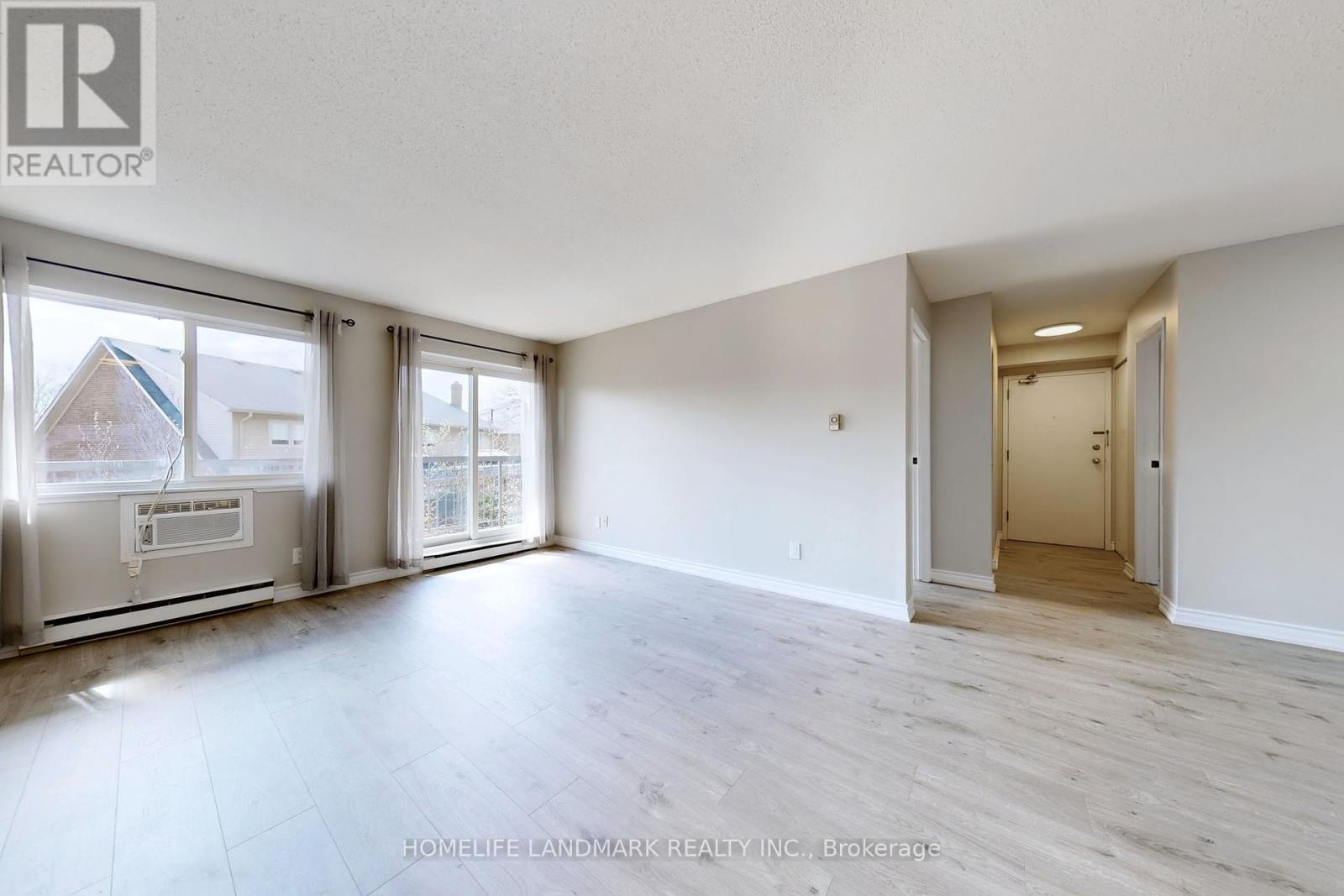 823 - 1450 GLEN ABBEY GATE
