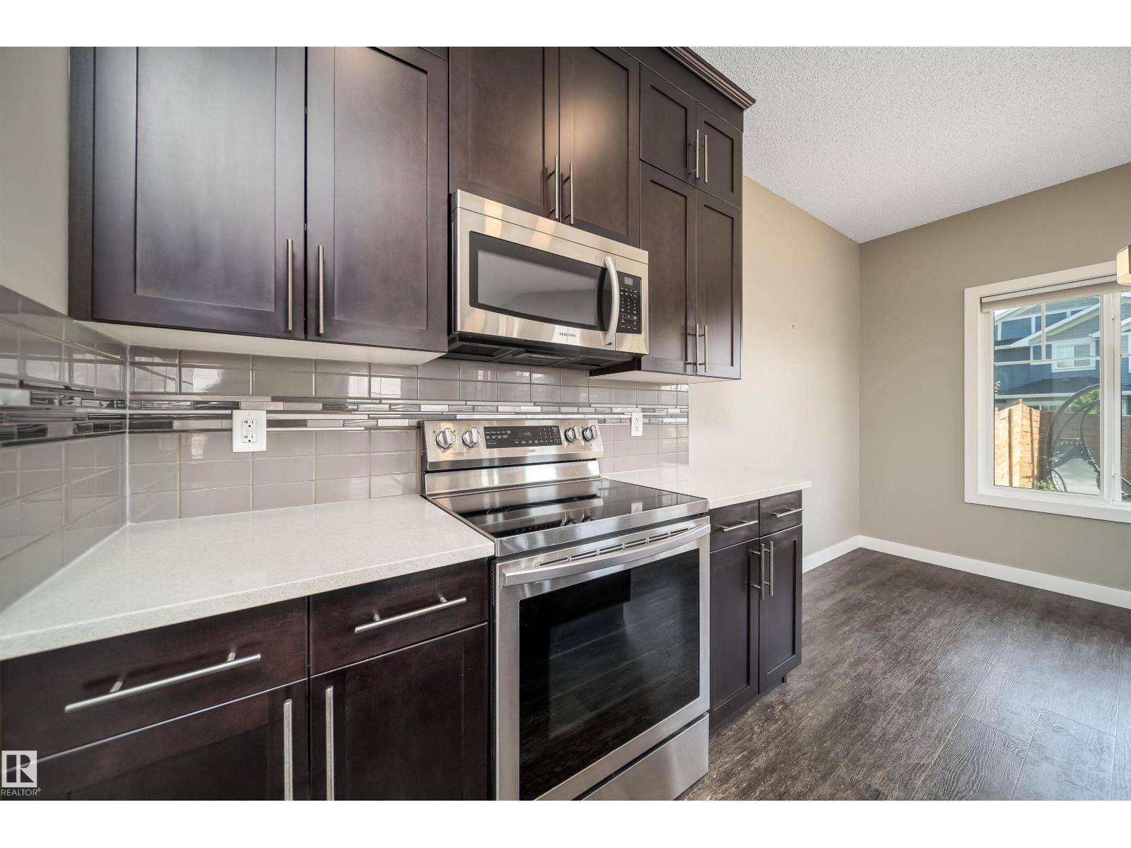 114 James CR