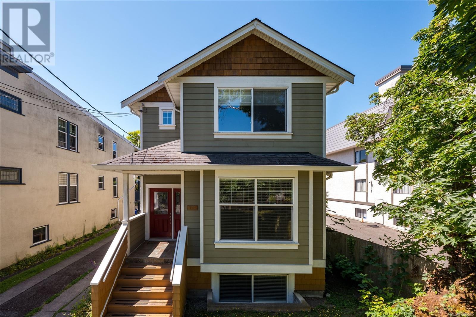 257 Michigan St