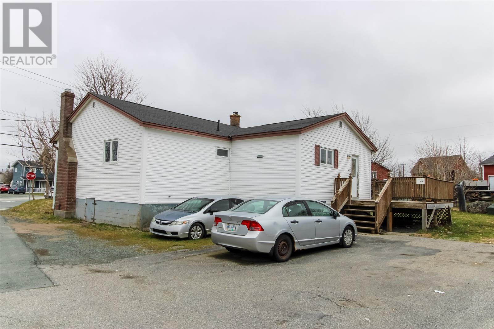 221 Paradise Road