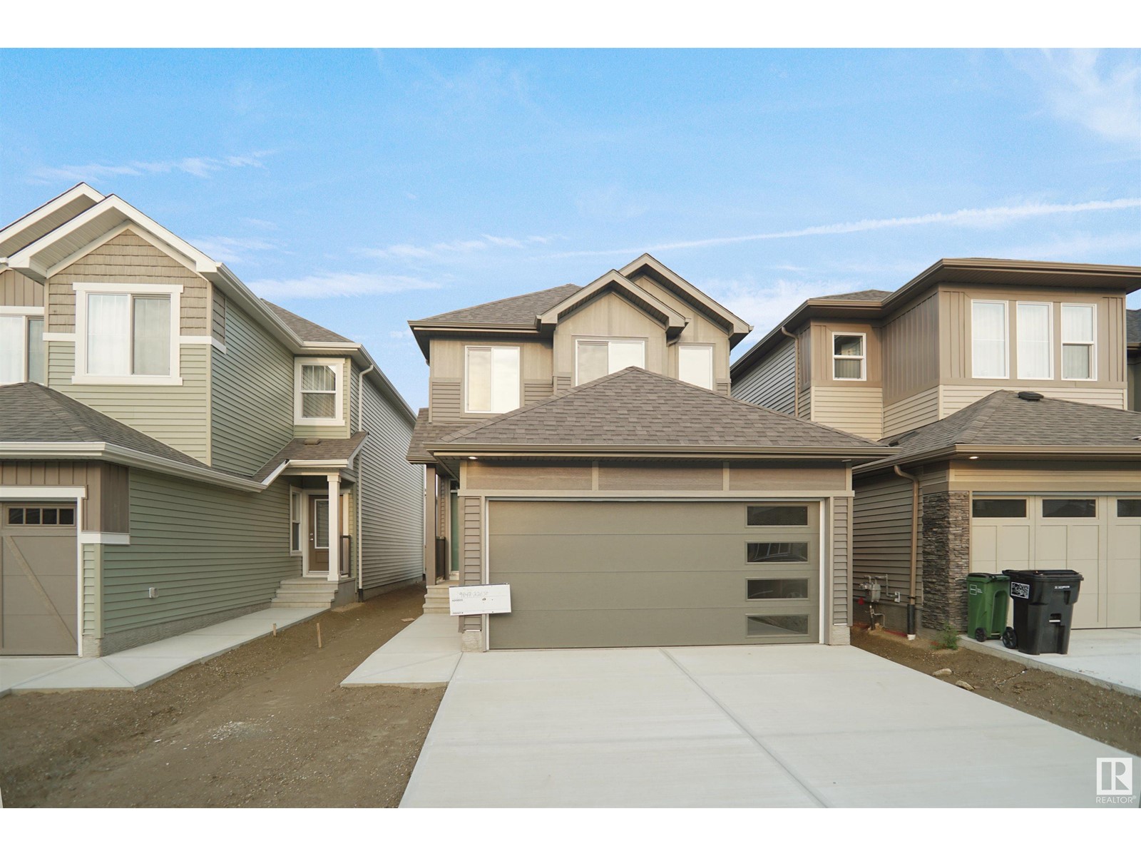 266 SUNLAND WY