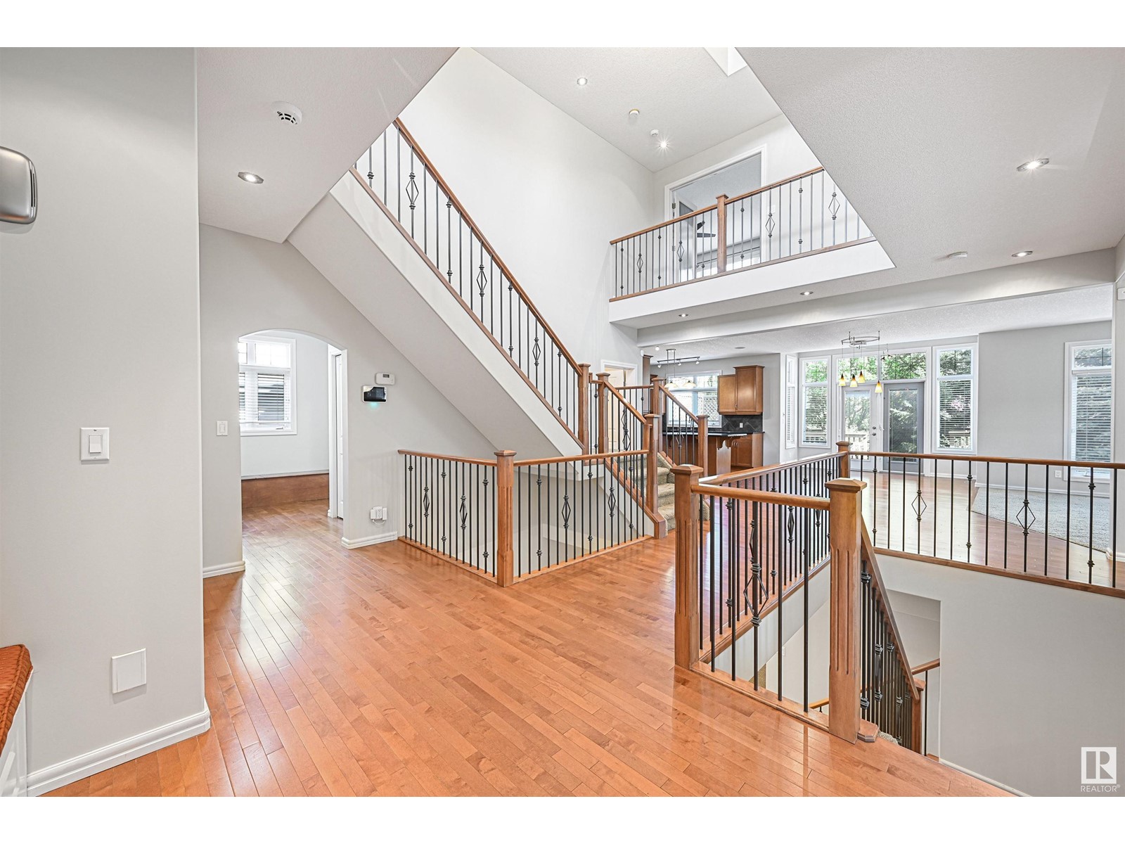 889 HOLLANDS LD NW
