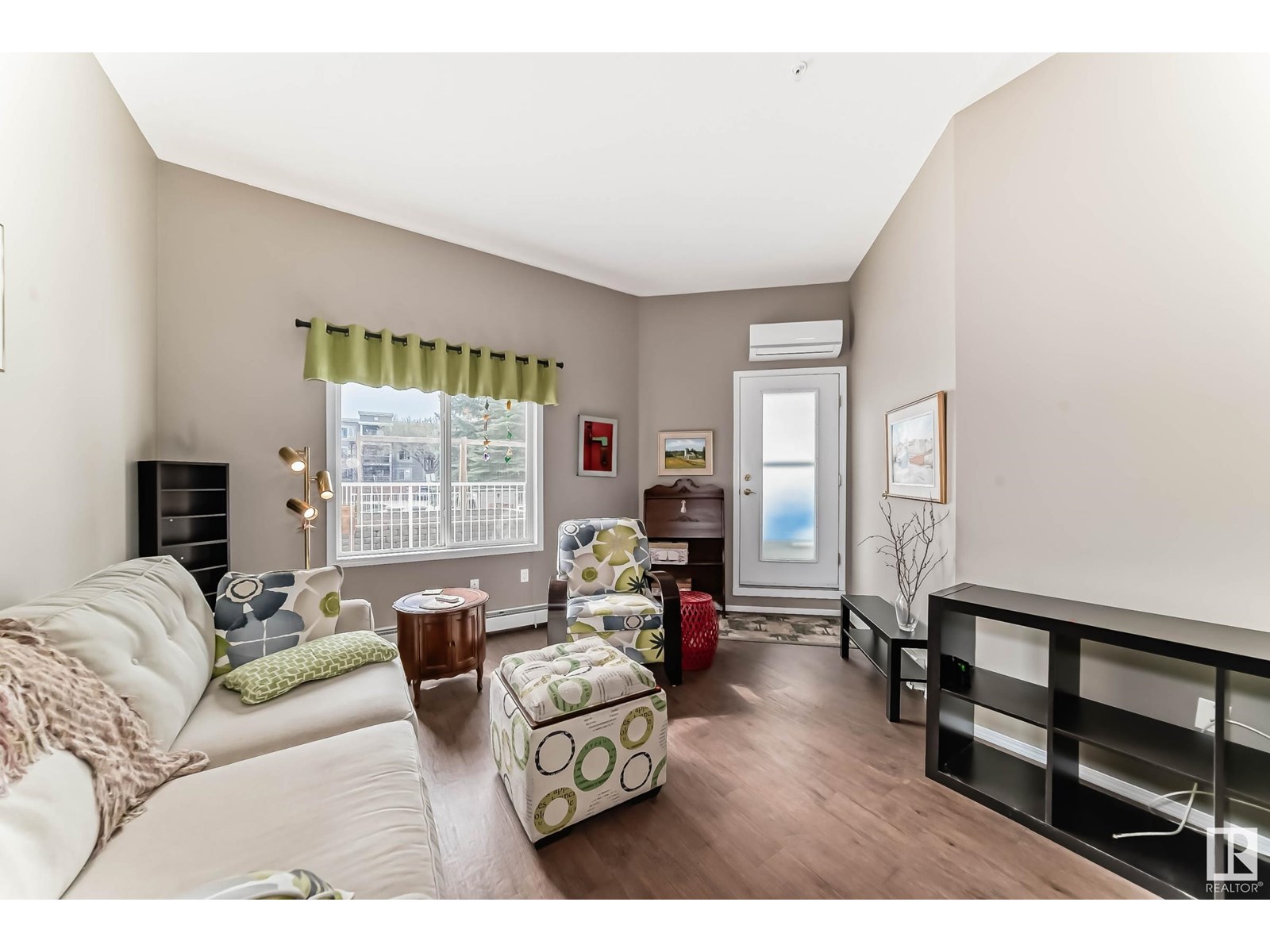 #134 78 McKenney AV