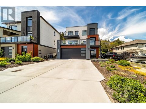 3702 Astoria Drive West Kelowna BC V4T0B1