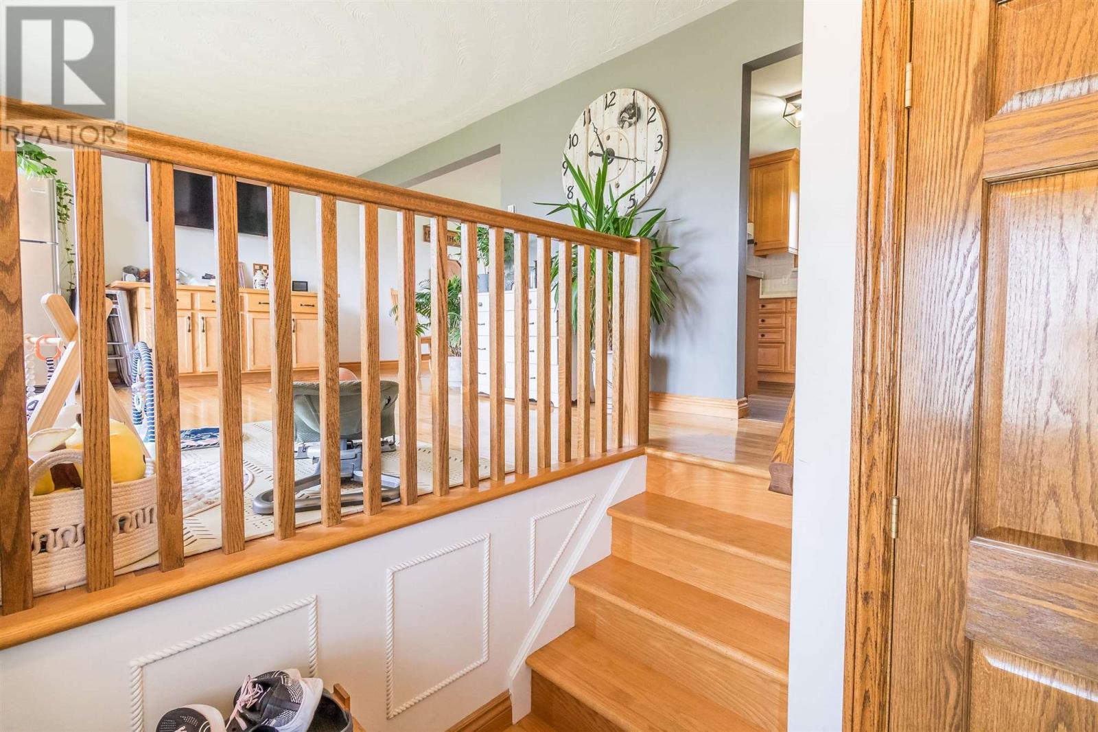 122 Norden CRES