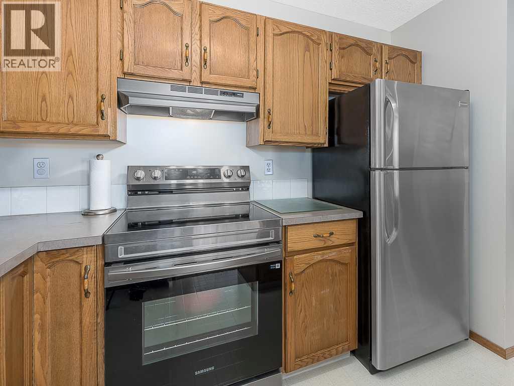 119 Mt Douglas Manor SE