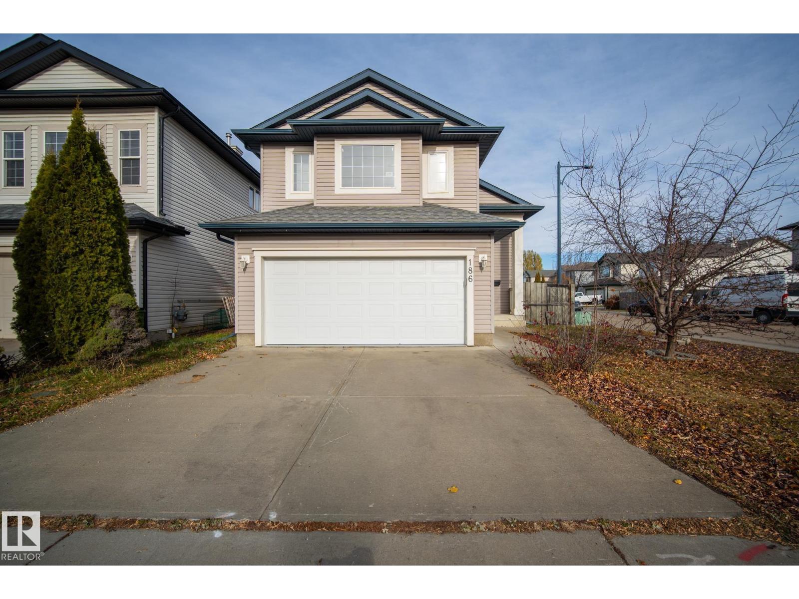 186 MACEWAN RD SW
