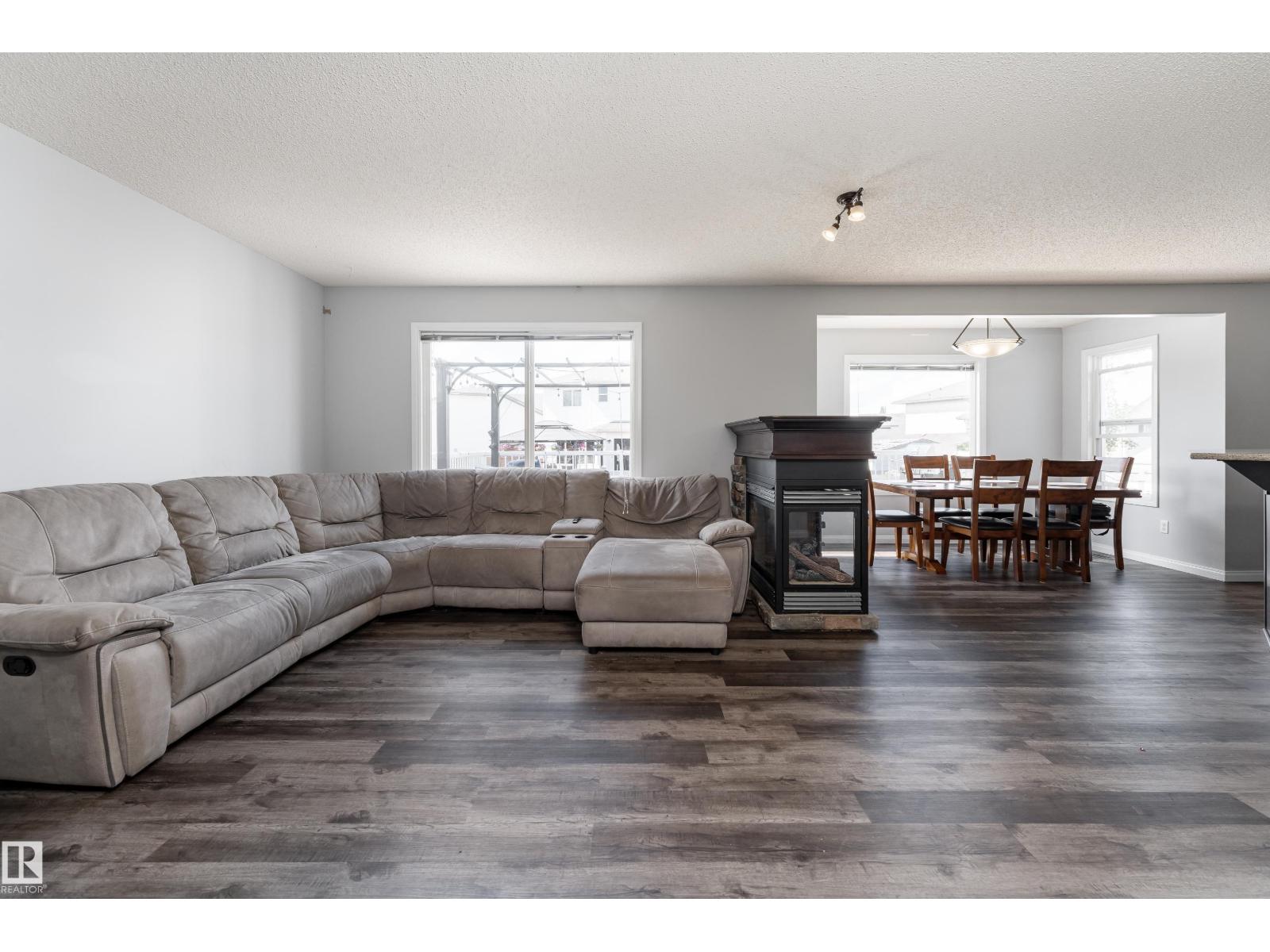 65 WEDGEWOOD CR