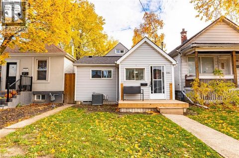 284 PALING Avenue Hamilton ON L8H5J9