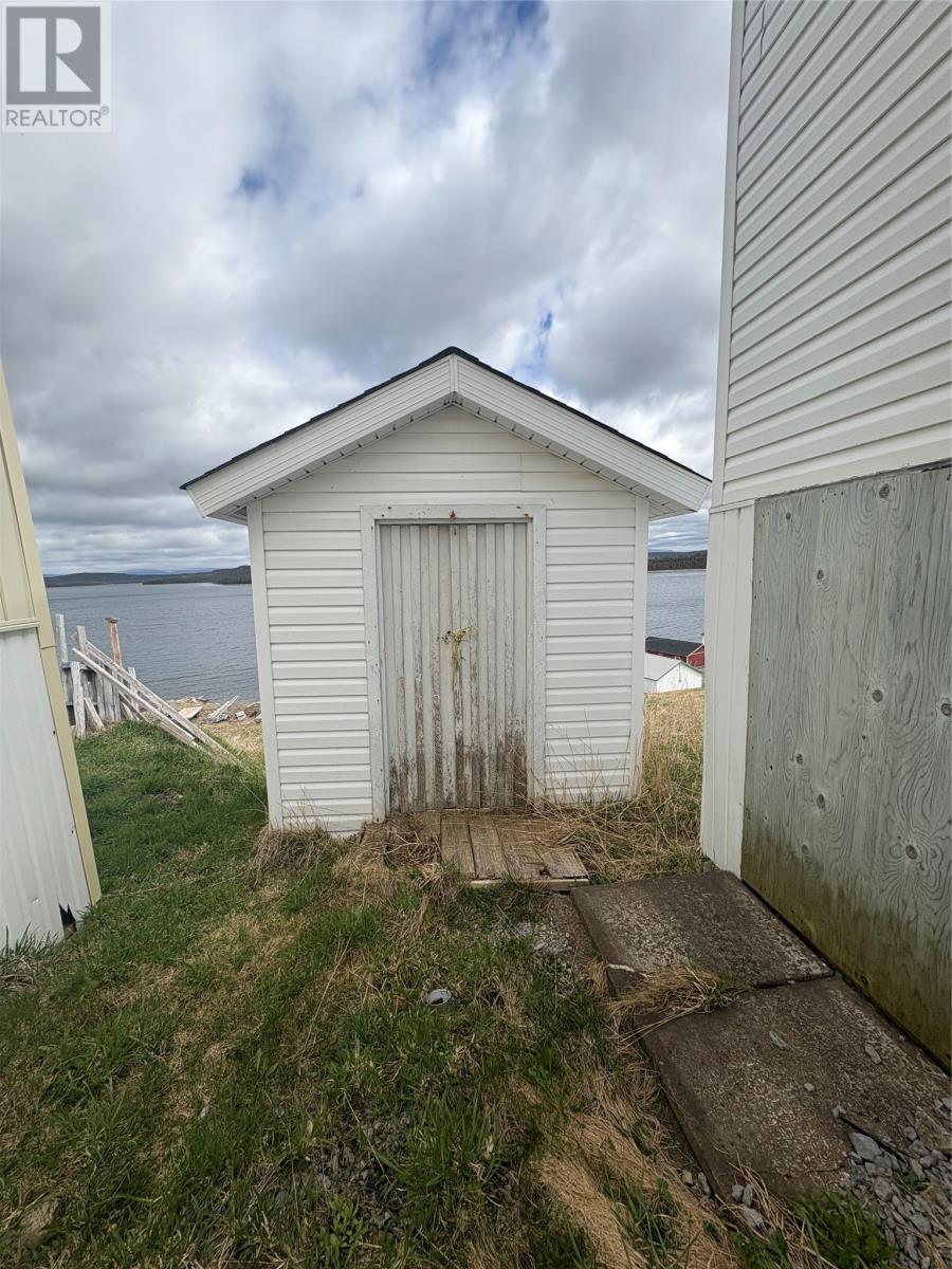 1 Hillside Avenue