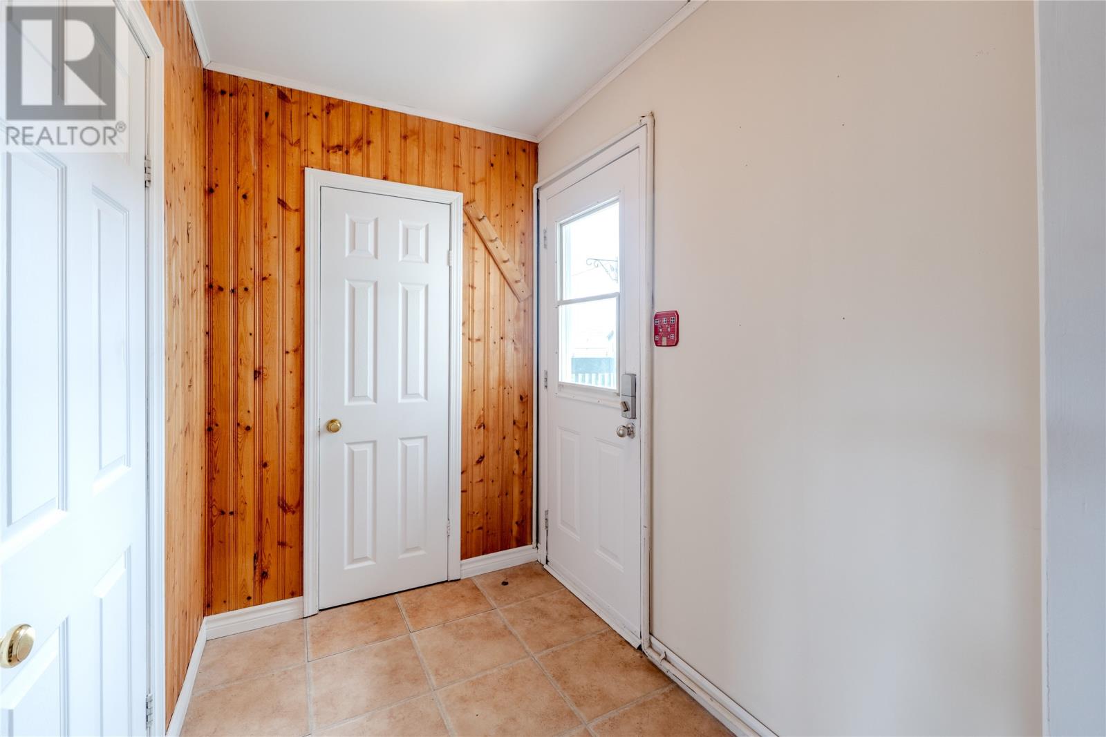 9 Dunphys Lane