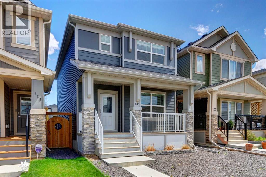 133 Legacy Glen Way SE