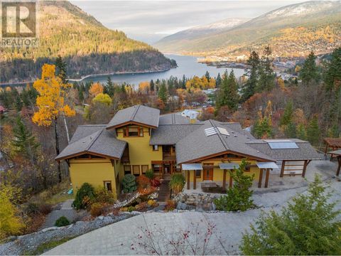 1630 KNOX Road Nelson BC V1L6Y6