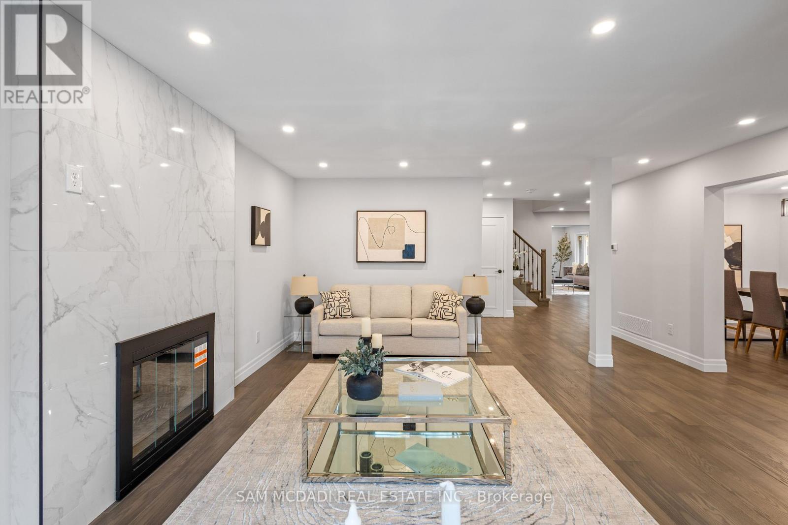 2535 ROBIN DRIVE